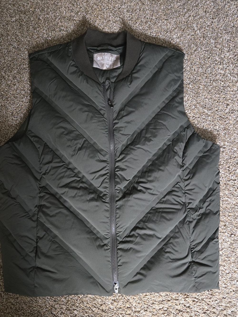 Athleta Women’s Dark Olive Chevron Down Quilted Vest